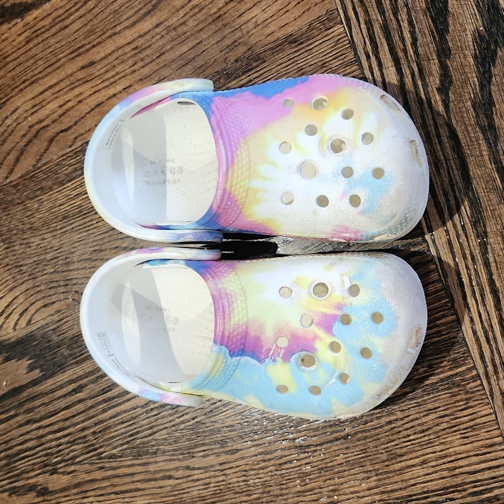 Kids Rainbow Crocs Size 8